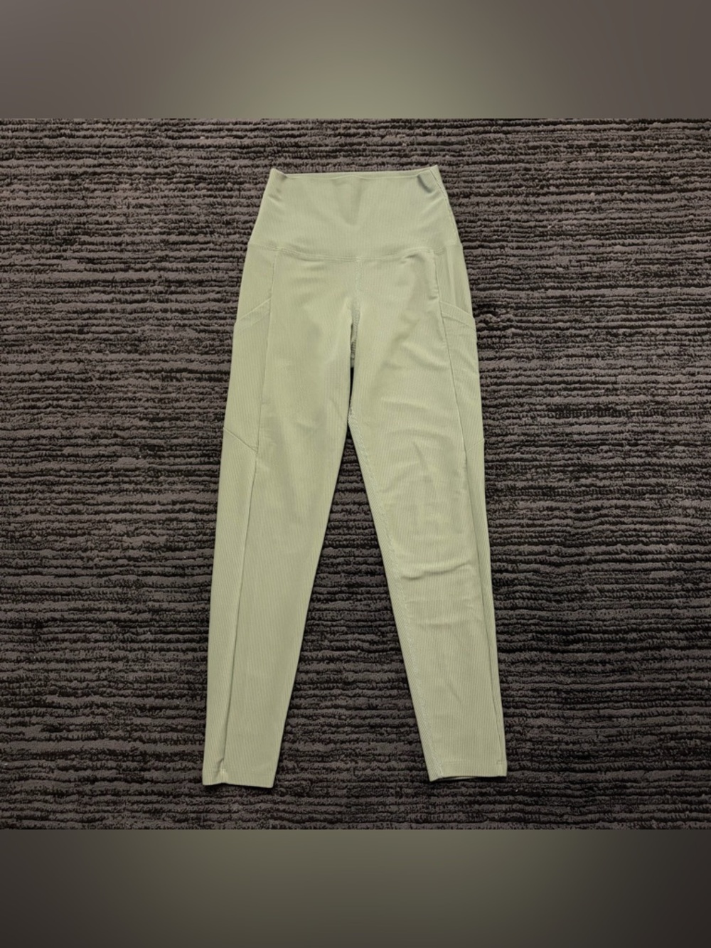 Beach Riot Sport Ribbed Sage Green Stretch Leggings with Pockets
